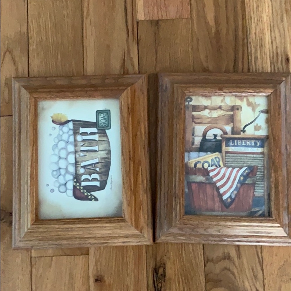 Wooden frames for the bath